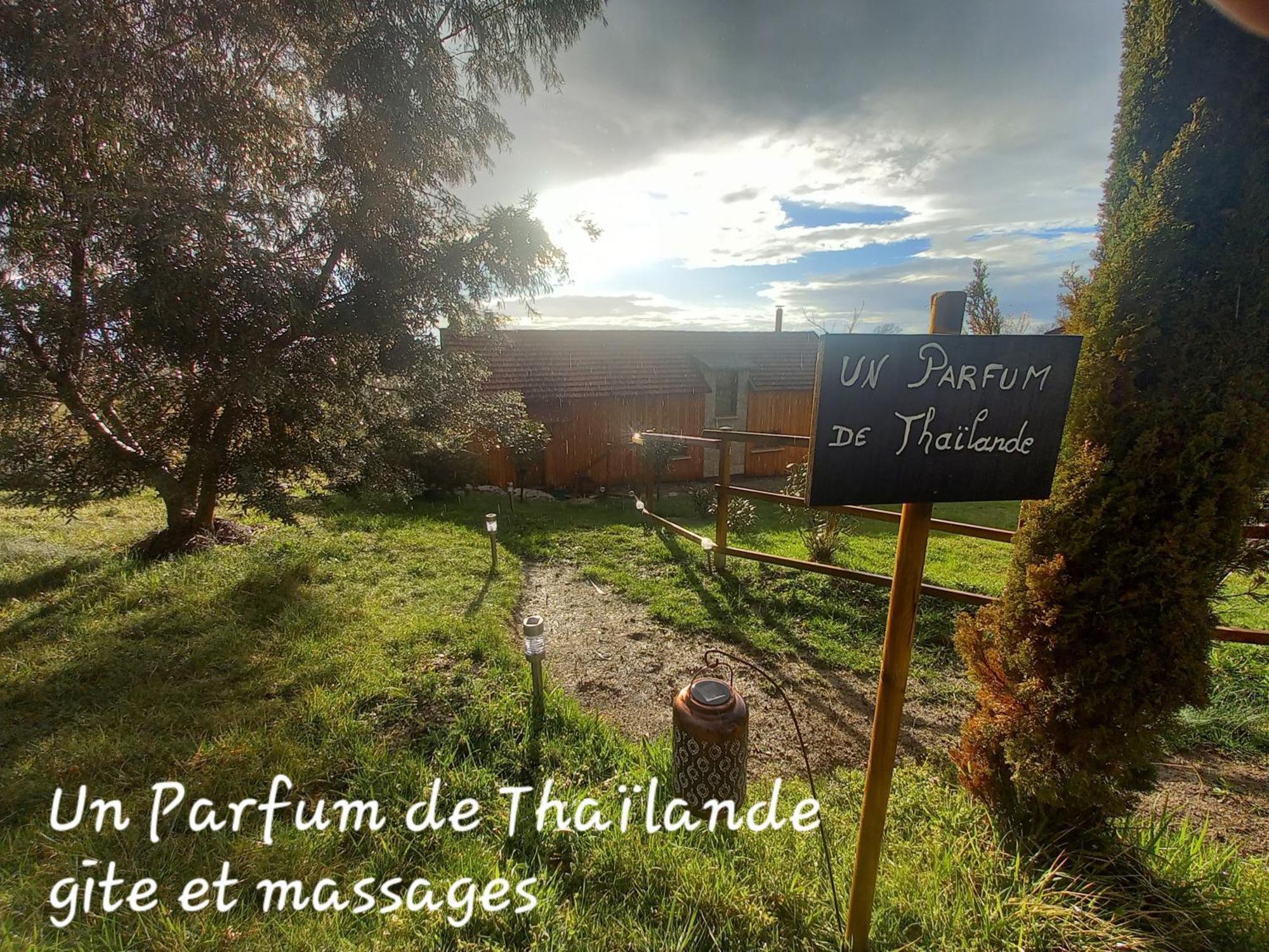 Un Parfum De Thailande, Ressourcement Et Massages Curemonte Luaran gambar